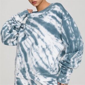 NWT GOOD AMERICAN BOYFRIEND Blue and White Tie-Dye Crewneck Sweatshirt size 2